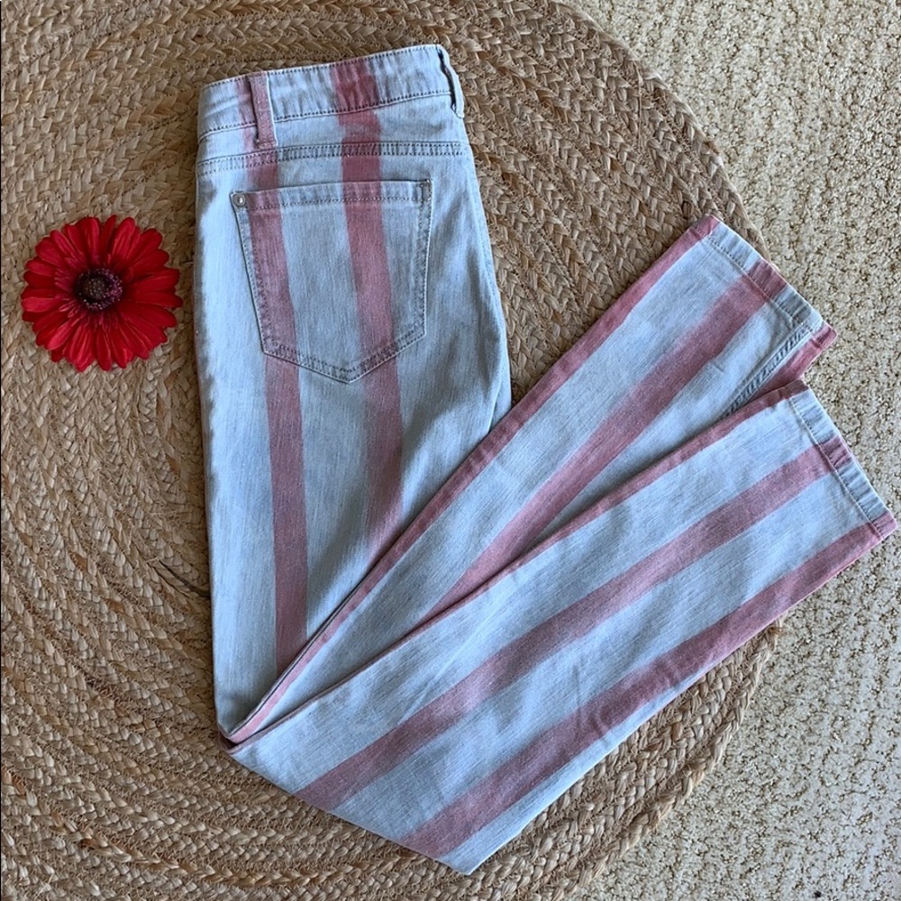 Authentic Icon red striped skinny jeans. size 26